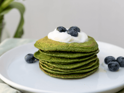 Green spinach pancakes