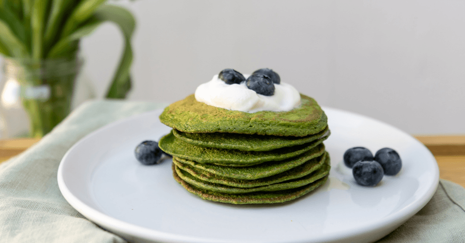 Green spinach pancakes
