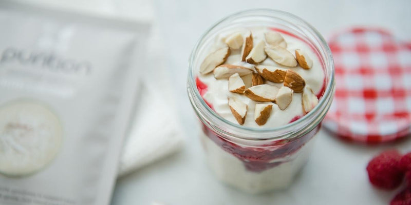 Coconut & raspberry overnight oats