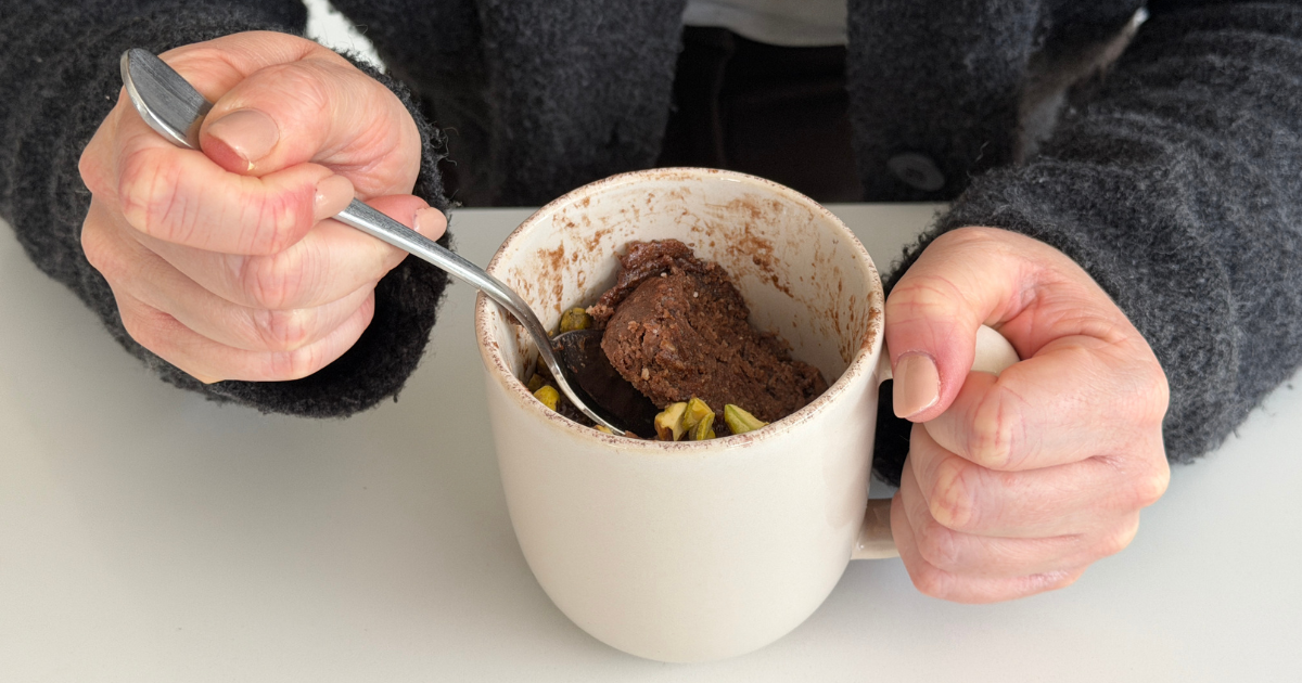 Quick and Easy Chocolate Mug Cake Recipe