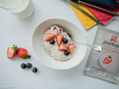 Strawberry porridge oats