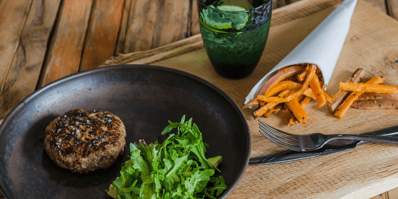 Salted beef burgers with sweet potato fries